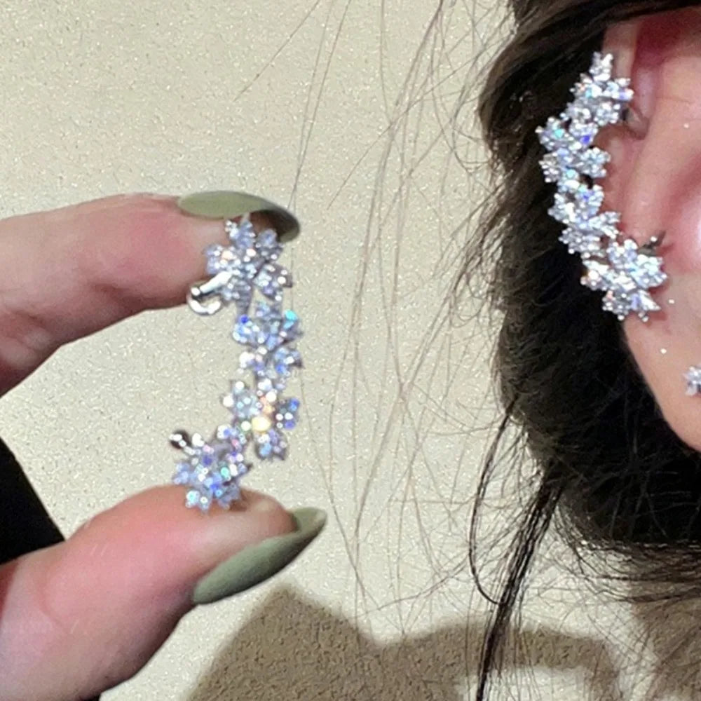 Sparkling Crystal Flower Ear Clip Earrings for Women Y2K Non Pierced Ear Cuff Wedding Party Gift Ear Hanging Jewelry Accessories