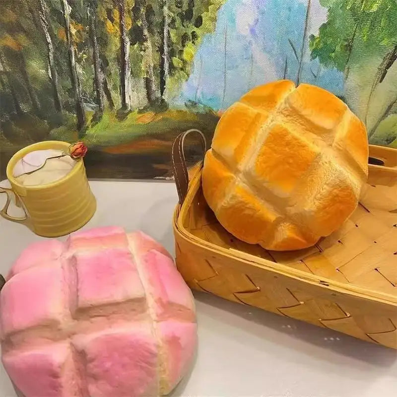 1Pc High Quality Slow Rising  Bread Oversized Pineapple Bun Stress Relief Toy Prank Decoration Unique Birthday Gift.