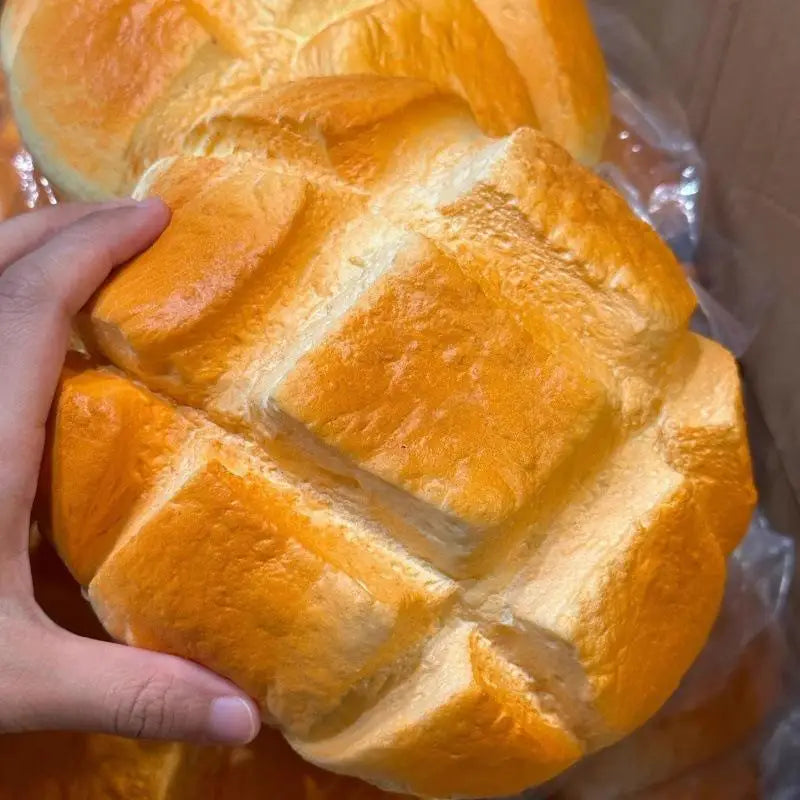1Pc High Quality Slow Rising  Bread Oversized Pineapple Bun Stress Relief Toy Prank Decoration Unique Birthday Gift.