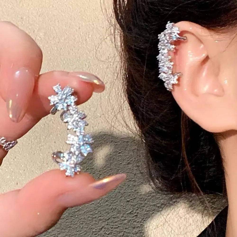 Sparkling Crystal Flower Ear Clip Earrings for Women Y2K Non Pierced Ear Cuff Wedding Party Gift Ear Hanging Jewelry Accessories